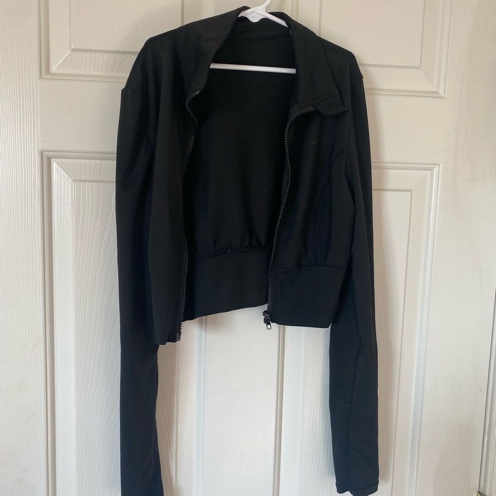 Women's Black Cropped athletic Jacket